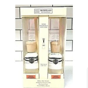 NIB 2 PC. Gift Pack Mango Tangerine Reed Diffusers